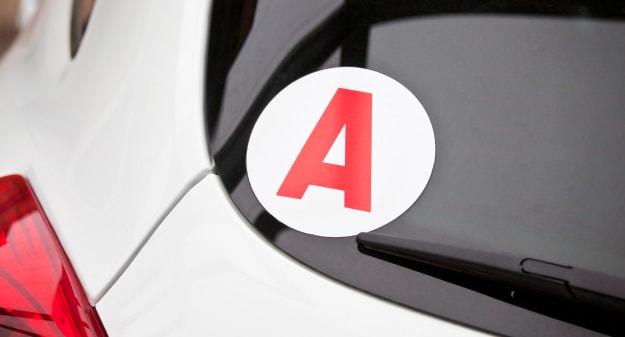 A sur une voiture
